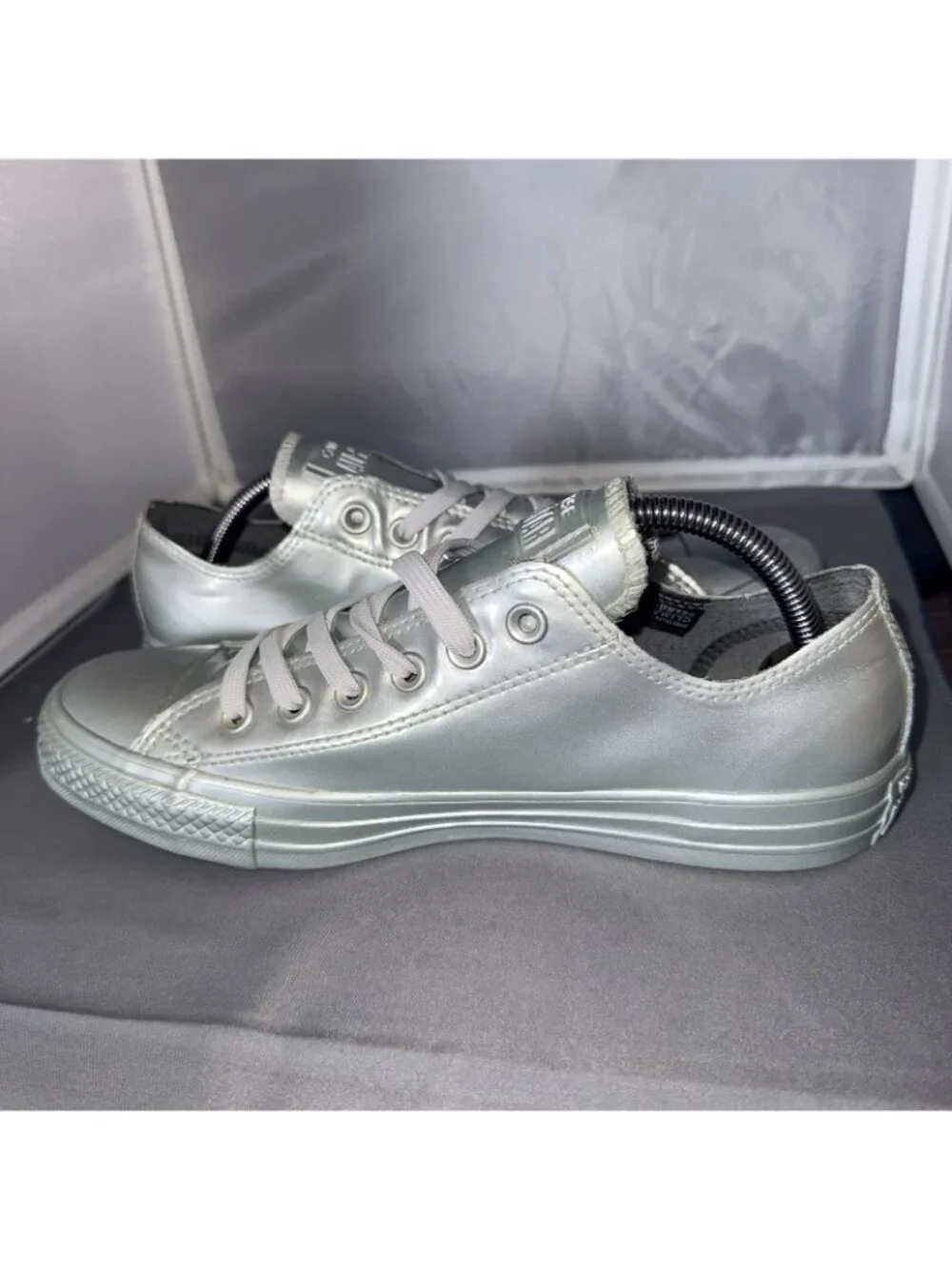 Converse Chuck Taylor All Star Metallic Rubber OX Pure Silver Sneakers Size 8 - Picture 3 of 8